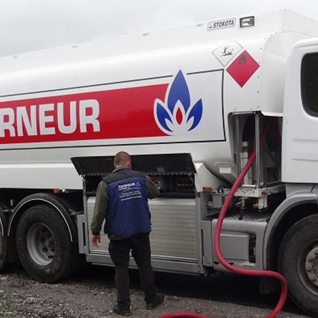 Camion citerne de Mazout Tourneur